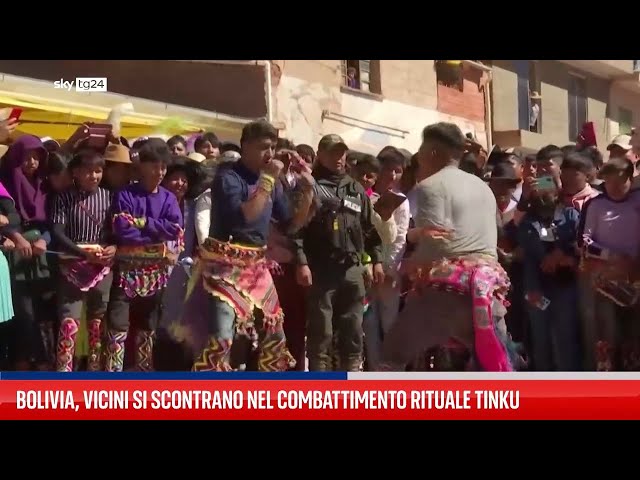⁣Bolivia, vicini si scontrano nel combattimento rituale Tinku