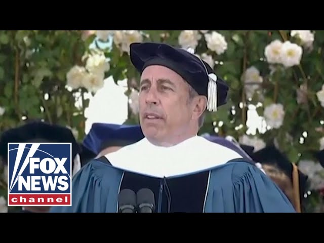 ⁣Duke grads rally behind Jerry Seinfeld after anti-Israel agitators disrupt his speech