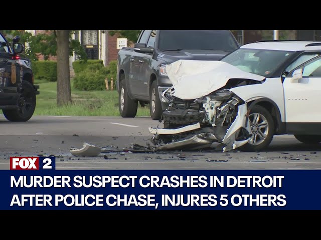 ⁣Murder suspect crashes in Detroit after chase, injures 5