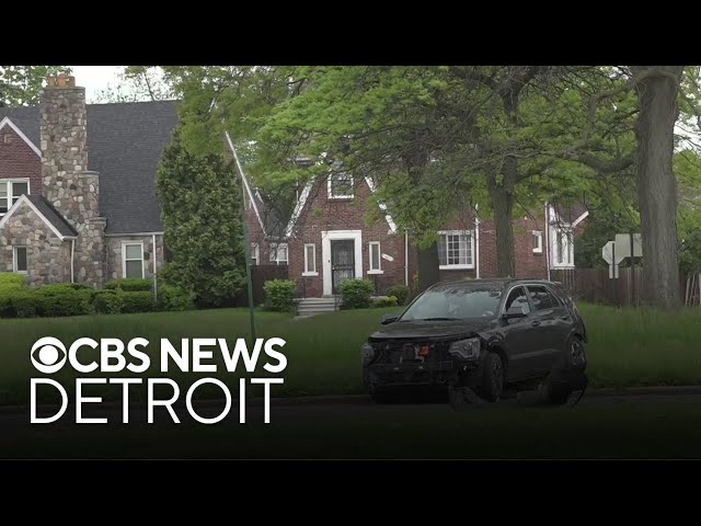 ⁣Six people hurt after police chase ends in Detroit vehicle crash