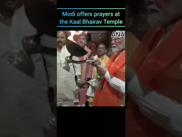 ⁣PM Modi  performs darshan and Pooja at Kaal Bhairav Temple