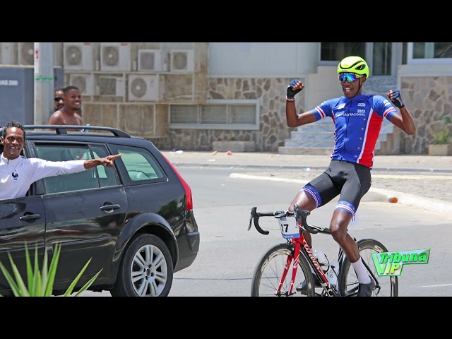 ⁣Nélio Cruz foi o grande vencedor da prova do ciclismo Giro Praia 2024
