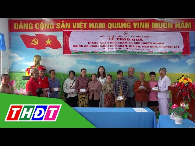 ⁣Huyện Tam Nông: Tặng 124 phần quà và 8 căn nhà tình thương | THDT