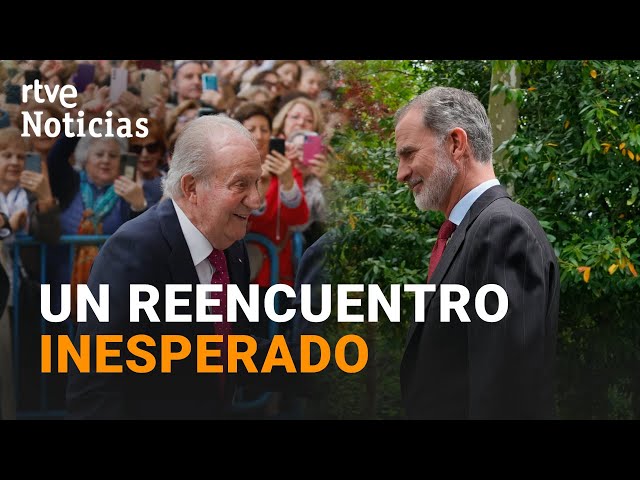 ⁣JUAN CARLOS I: El REY EMÉRITO se ENCUENTRA con FELIPE VI en el AEROPUERTO de VITORIA | RTVE Noticias