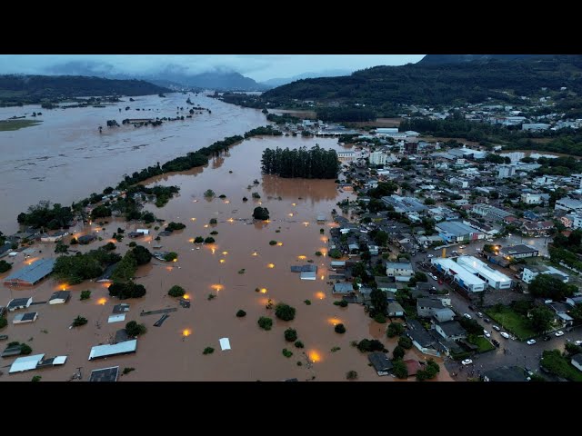 ⁣Peruanos en Brasil piden ayuda tras las inundaciones