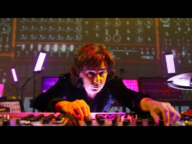 Jean-Michel Jarre liefert spektakuläre Lichtshow in Bratislava