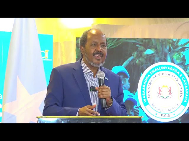 Madaxweyne Xasan Sheekh "Dowladdu waxa ay dalka ku hoggaaminaysaa doorasho qof iyo cod ah"