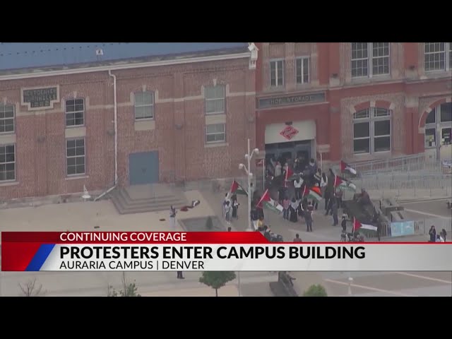 ⁣Protesters pitch tents inside Auraria Campus building