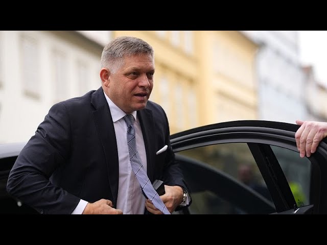⁣Peligra la vida del primer ministro eslovaco, Robert Fico, tras un tiroteo