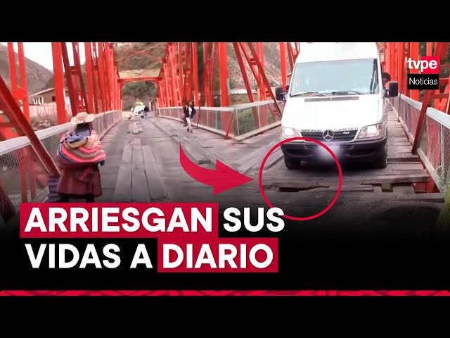 ⁣Cusco: tres provincias en riesgo de quedar incomunicadas por puente a punto de colapsar