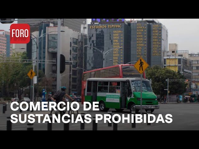 ⁣Comercio de sustancias prohibidas afuera de la estación del Metro Hidalgo, CDMX - Hora 21