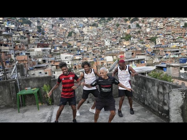 Der Passinho ein Tanzstil der Kinder aus den Favelas von Rio de Janeiro wird Kulturerbe