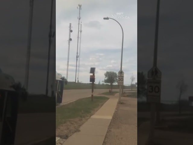 ⁣Four Fort McMurray neighbourhoods evacuated due to wildfire