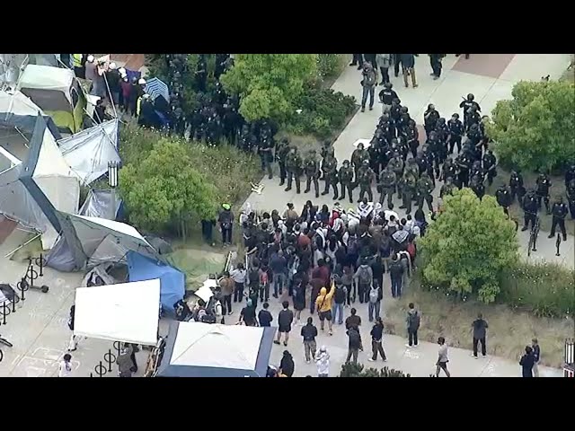 ⁣Authorities descend on encampment at UC Irvine as dispersal order issued