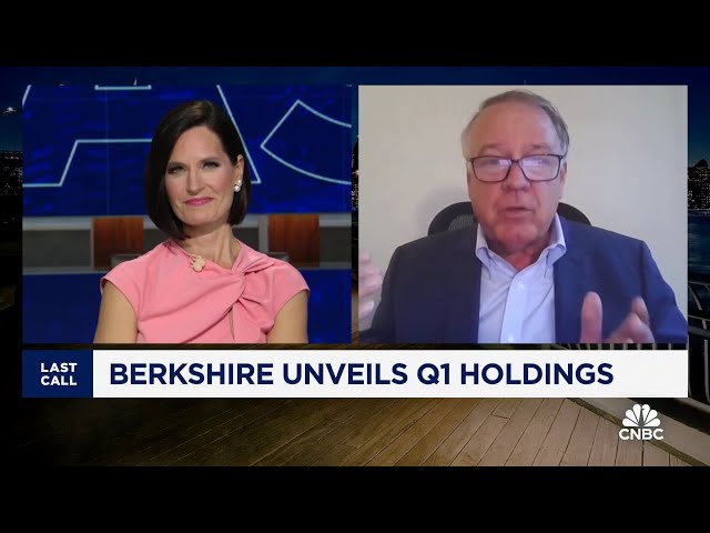 ⁣Lawrence Cunningham talks Berkshire Hathaway's investment in Chubb