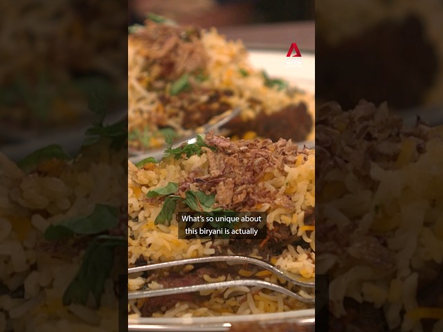 ⁣Makan Kakis: Islamic Restaurant's special biryani and lamb shank