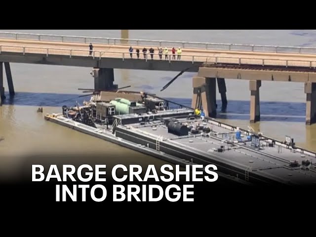 ⁣Barge hits bridge connecting Galveston and Pelican Island, causing partial collapse and oil spill