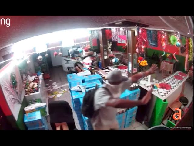 ⁣Captado en Cámara: dueño de un restaurante en Miami impide robo y enfrenta al ladrón