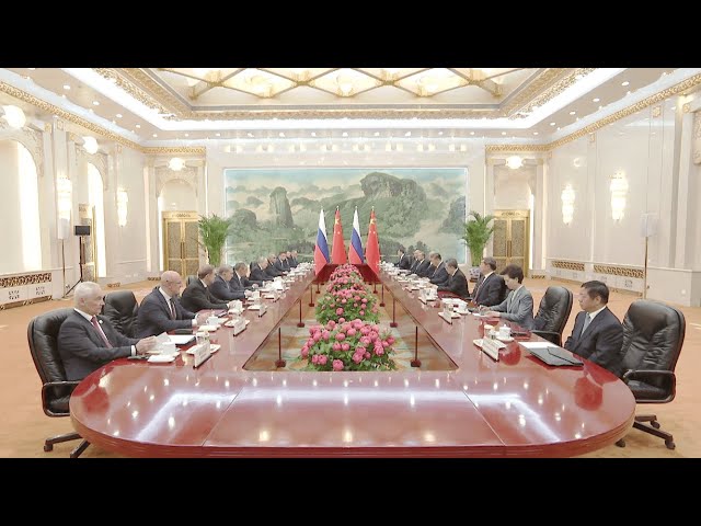 ⁣شي جين بينغ يجري محادثات مع بوتين