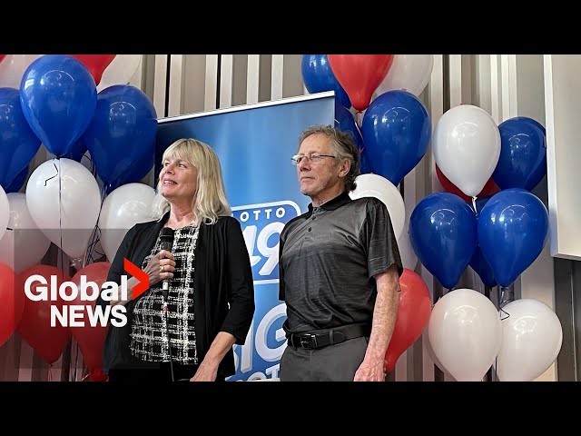 ⁣Canadian couple now millionaires after playing same lotto numbers for 38 years