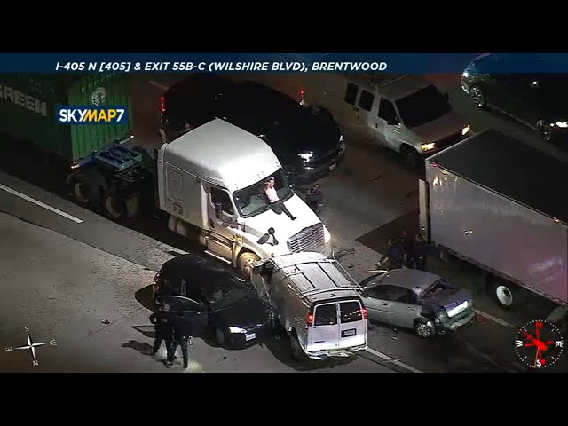 ⁣Wild police chase: Failed PIT maneuvers, wrong-way crash on 405 Fwy