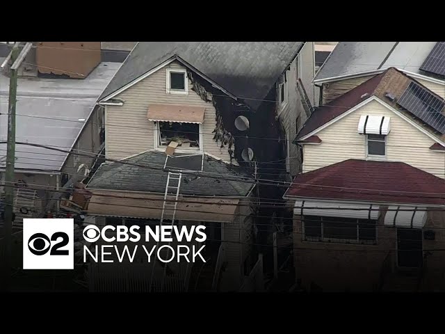 ⁣3 firefighters seriously injured in Bronx fire