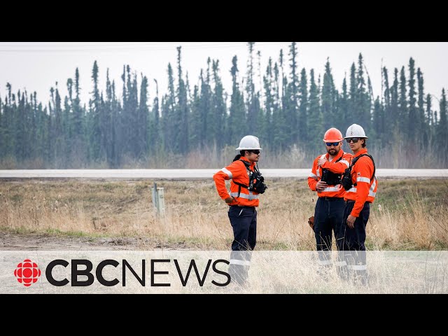 ⁣Evacuation orders in northeastern Alberta lifted, officials say fire has subdued