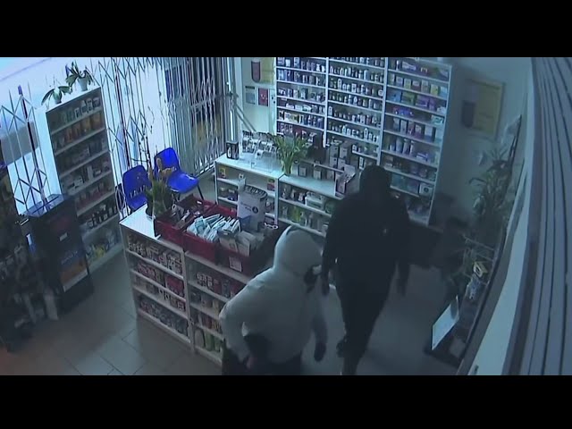 ⁣Surveillance shows Sun Valley pharmacy burglarized