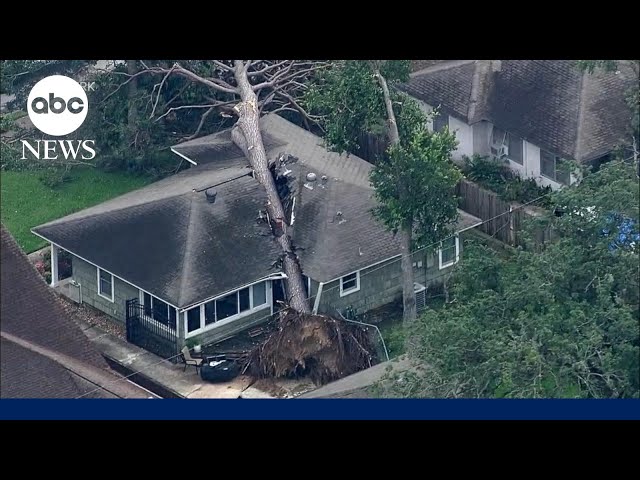 ⁣Death toll rises after storm hits Houston