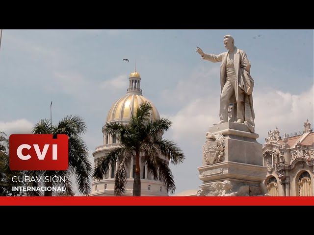 En Cuba: ¡Martí vive y se erige entre multitudes!