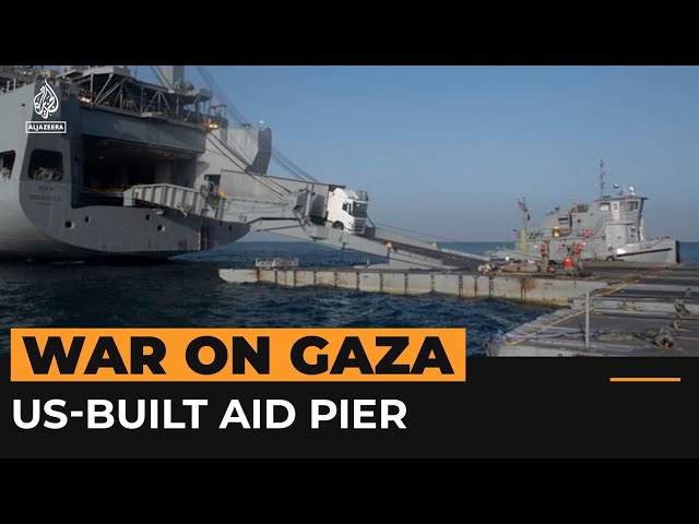 ⁣Desperate scenes as Gaza aid trucks arrive from US floating pier