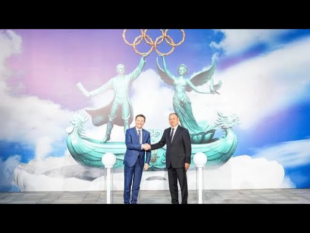 ⁣مجموعة الصين للإعلام تتبرع بتمثال أولمبي للجنة الوطنية الأولمبية والرياضية الفرنسية