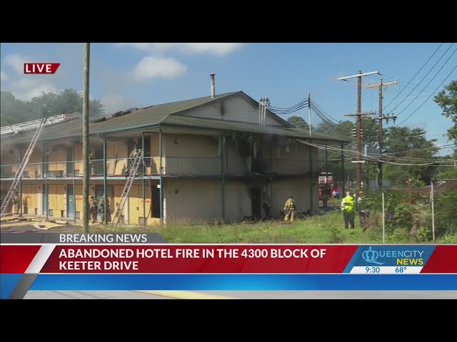 ⁣Fire at abandonced west Charlotte hotel
