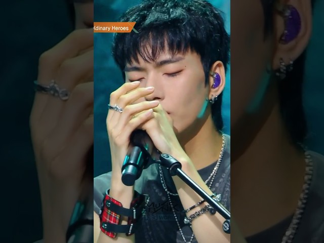 ⁣Little Things - Xdinary Heroes #LittleThings #XdinaryHeroes #Shorts #MusicBank | KBS WORLD TV