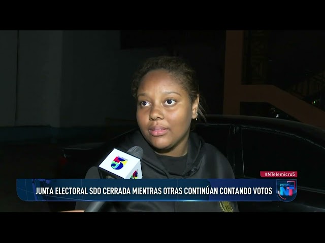 ⁣JCE de SDO permanece cerrada mientras otras continúan contando votos