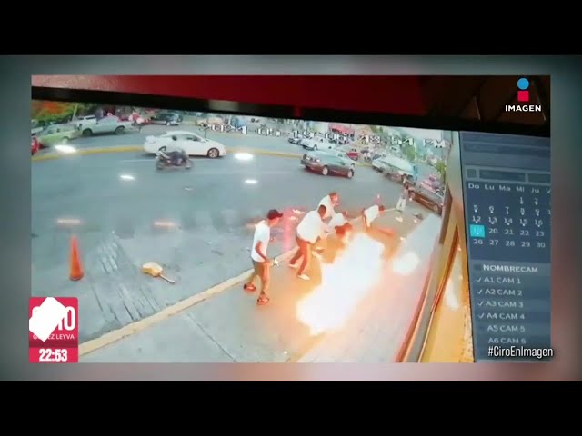 ⁣Mariachis fueron quemados por un tragafuegos afuera de una taquería en Morelia, Michoacán | Ciro