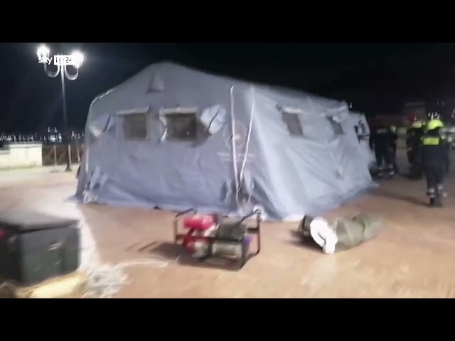 ⁣Campi Flegrei, dopo le scosse tanti hanno dormito in tenda