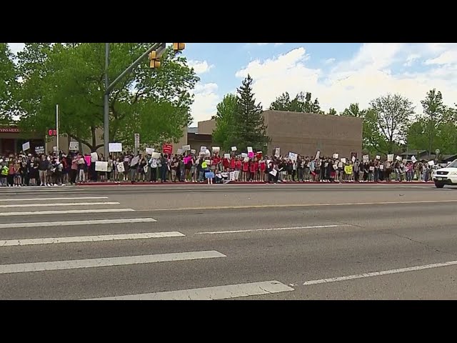 ⁣School district in Northern Colorado abandons plans to close schools amid protests