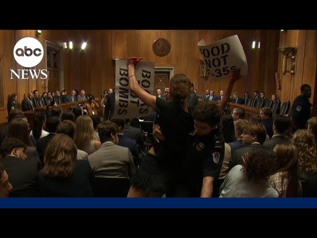 ⁣Anti-war protesters removed from Senate hearing