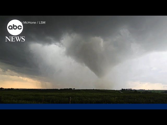 ⁣Tornadoes, severe storms hit Midwest