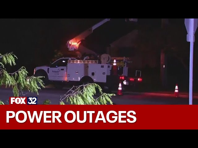 ⁣Winds knock out power in northern suburbs