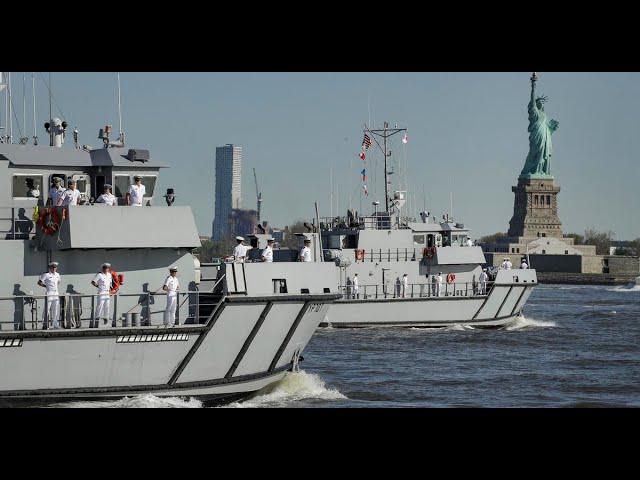⁣ОГО!  Скільки кораблів! Парад у Нью-Йорку Annual Parade of Ships in NYC for Fleet Week
