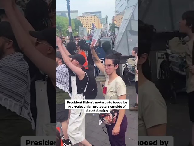 ⁣President Biden's motorcade booed by Pro-Palestinian protesters #shorts #wbz #biden #boston