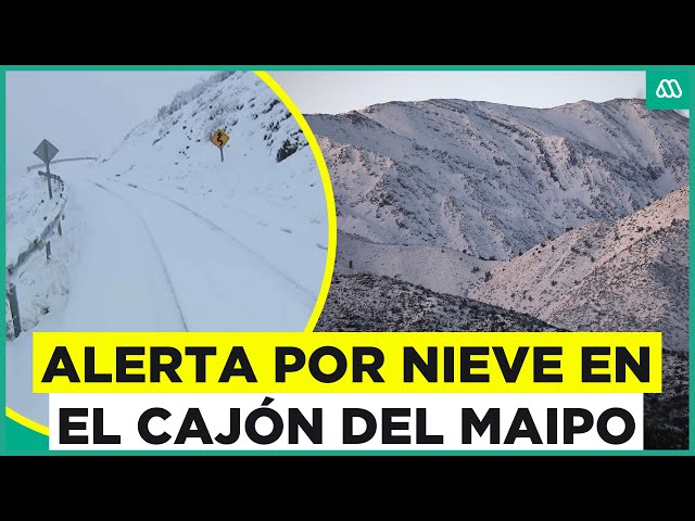 ⁣Alerta máxima en el Cajón del Maipo: Registros de la fuerte nevada que afecta al sector