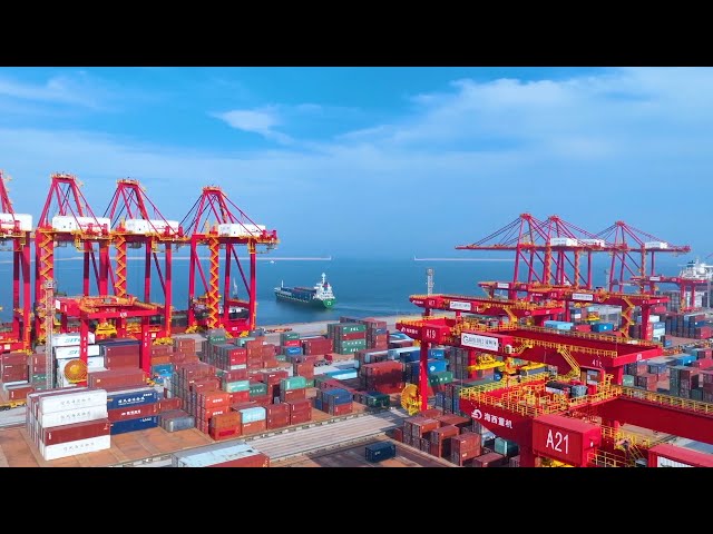 ⁣Embracing the world by sea, connecting all corners by land: A look at Rizhao Port