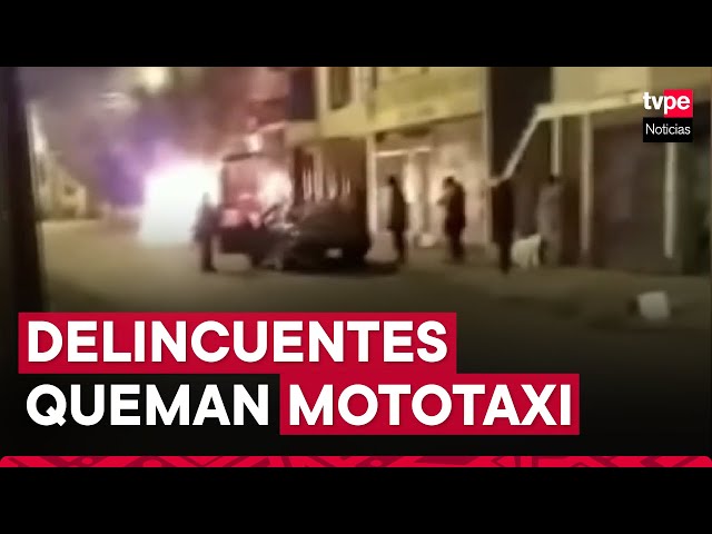 ⁣Comas: delincuentes queman mototaxi para borrar huellas de delitos