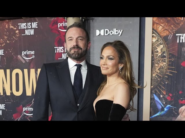 ⁣‘Bitter and unhinged’: Ben Affleck's Tom Brady roast slammed amid Jennifer Lopez split rumors