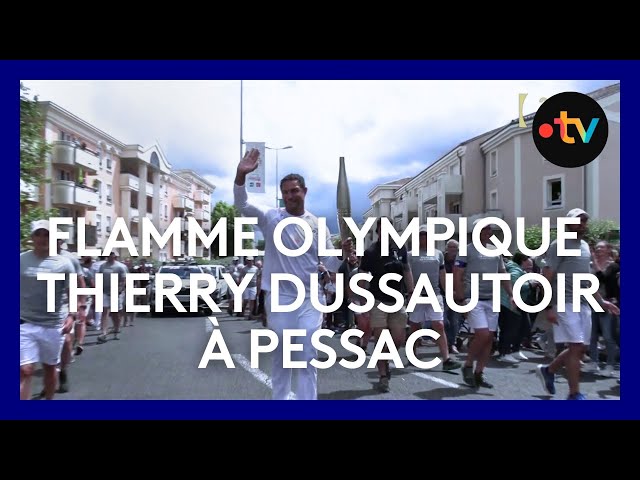 ⁣Thierry Dussautoir portreur de la flamme olympique à Pessac