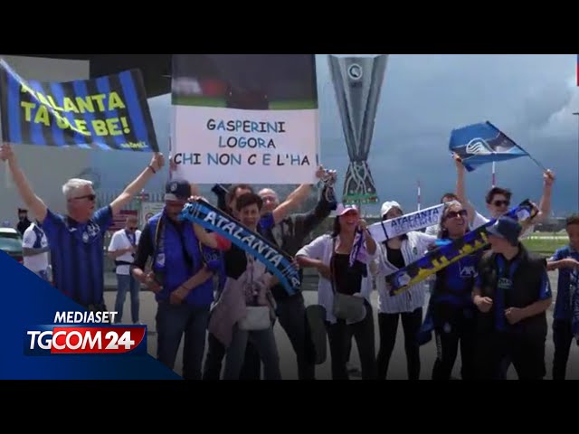 ⁣Atalanta, tifosi in aeroporto: "Vittoria dedicata alle vittime del Covid"