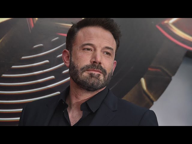 ⁣‘He didn’t prepare’: Ben Affleck called out for bombing at Netflix’s Tom Brady roast